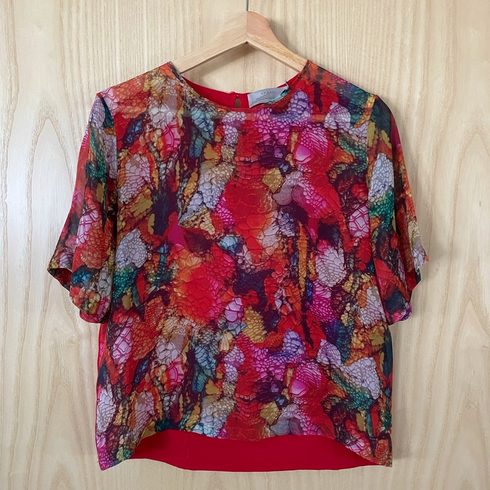 Preen XS (Size 1) 100% silk printed blouse.
